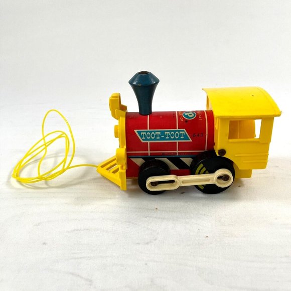 Vintage 1964 Fisher Price Toy - Toot-Toot Train Engine #643 with Pull String - Picture 2 of 9